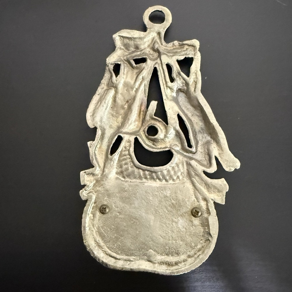 Vintage Cast Metal Match Safe Wall Pocket Old English Hunting Decor Game Bag - Picture 5 of 9